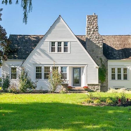 Waterfront Niagara-On-The-Lake Farmhouse On A Vineyard Villa Exterior foto